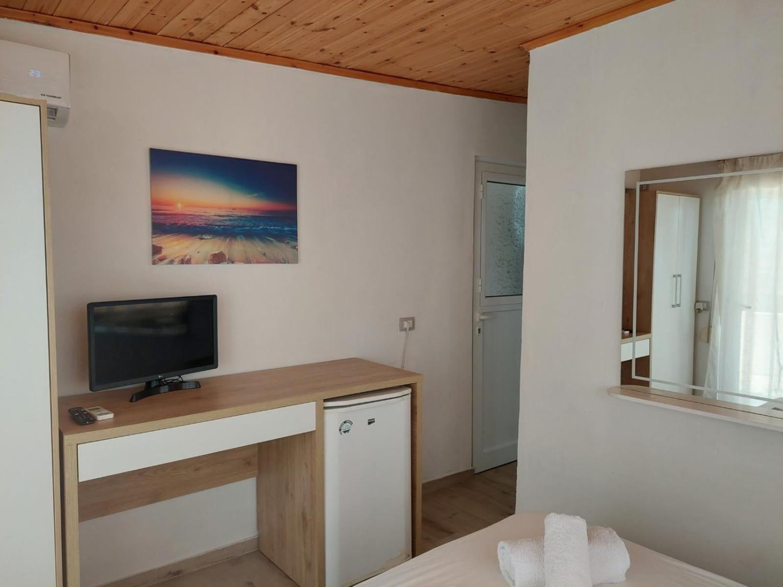 Qeparo Antonio Rooms エクステリア 写真
